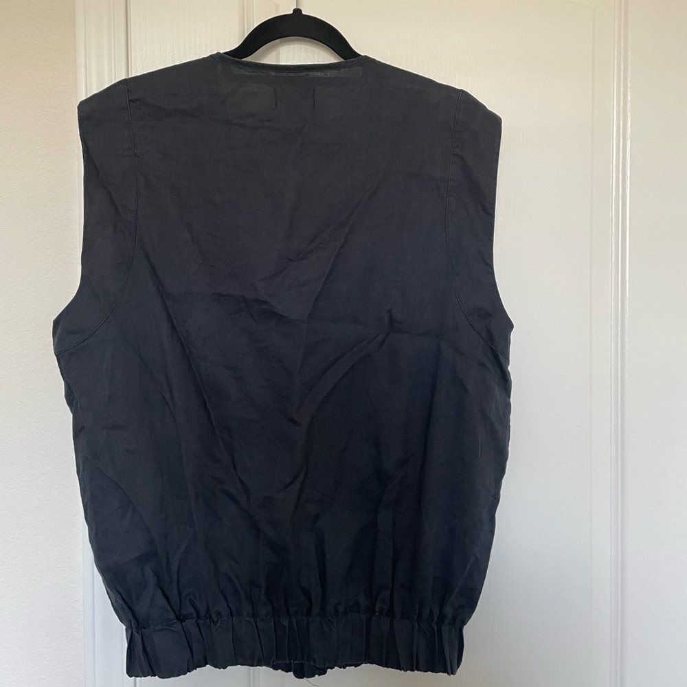 Linen vest - Picture 3 of 4